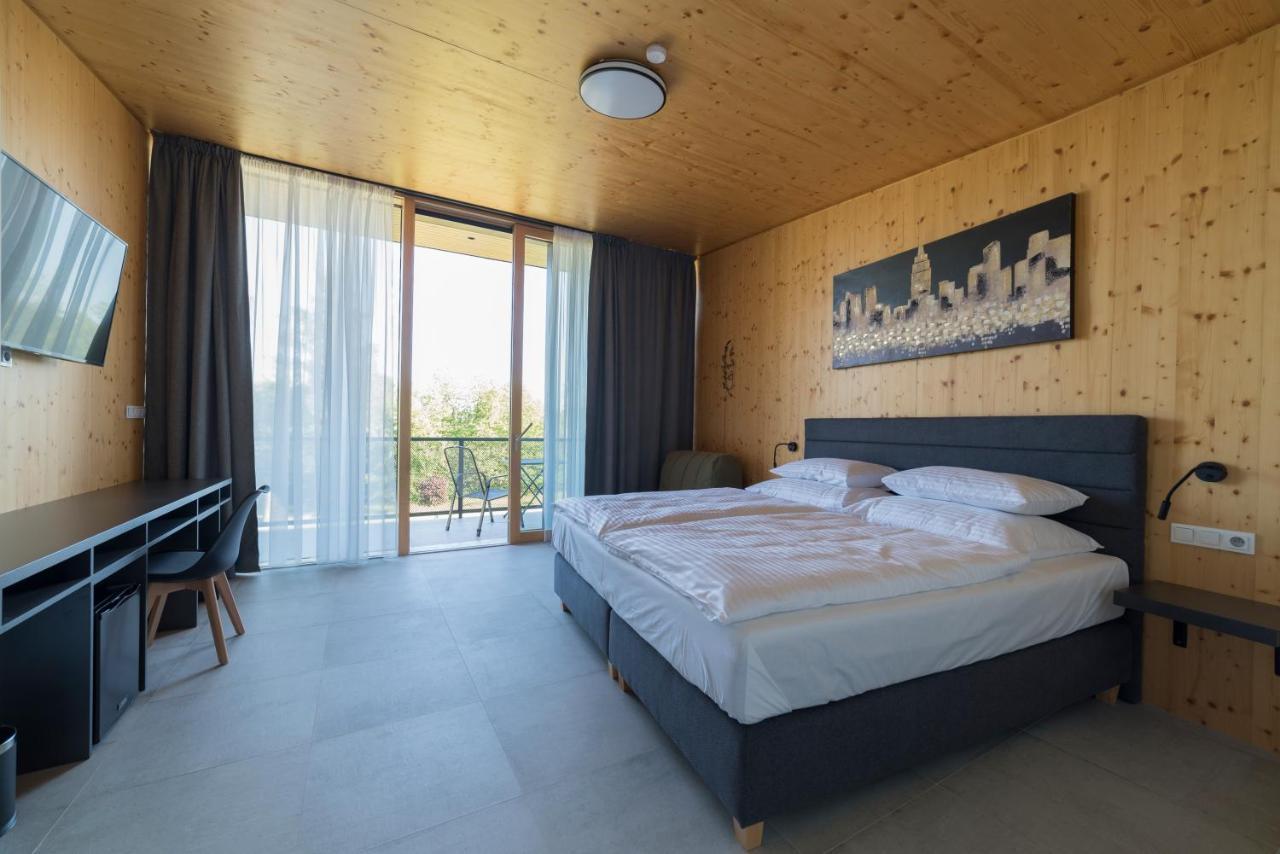 קרלובי וארי Depandance Hotelu Vitkova Hora מראה חיצוני תמונה
